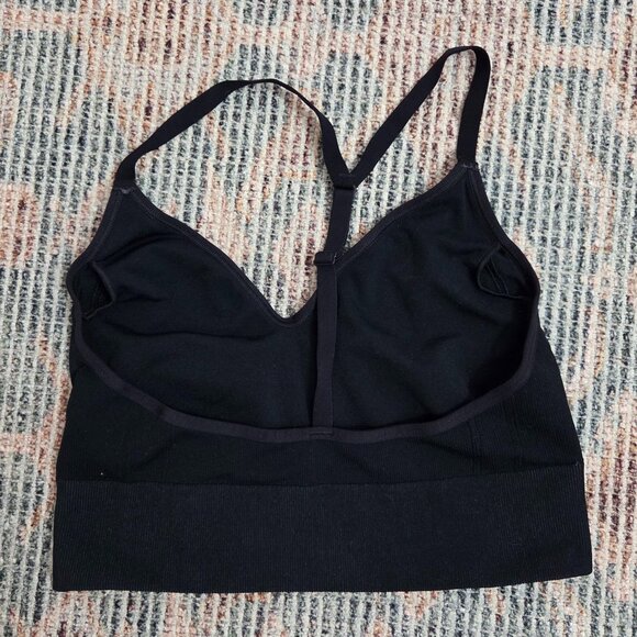 Under Armour Sports Bra Size M - Picture 2 of 4